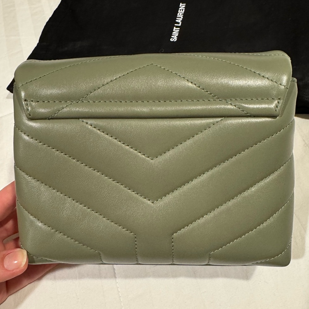 Yves Saint Laurent Green Quilted Leather Bag - Picture 6 of 10